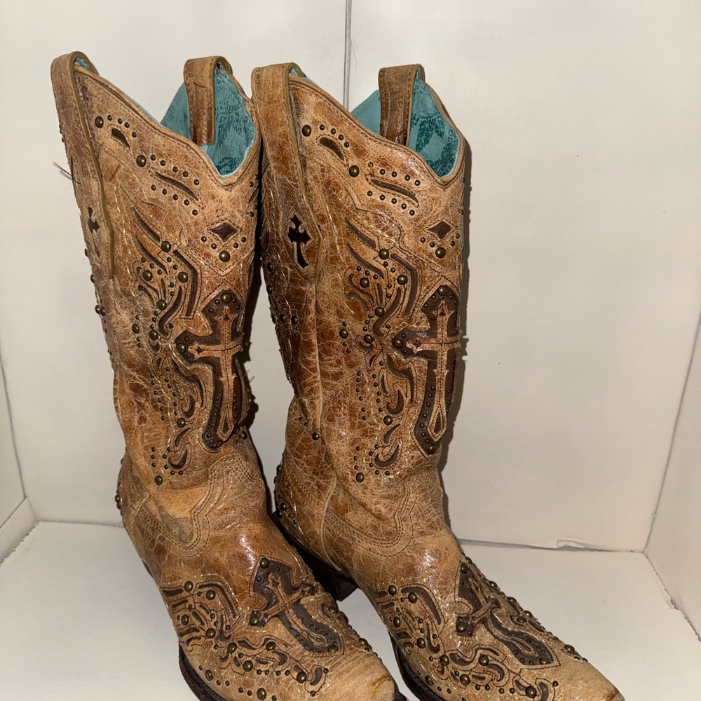 Corral Brown and Black Western Boots